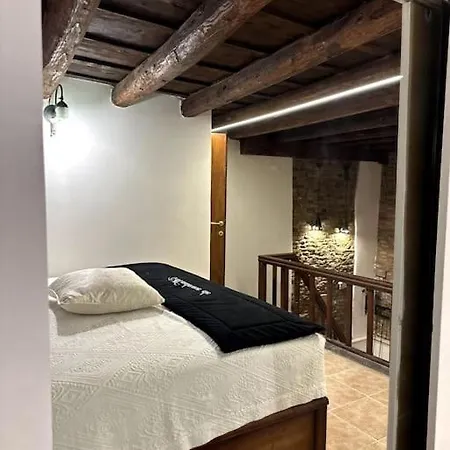 Antica Taberna Di Trevi Apartment